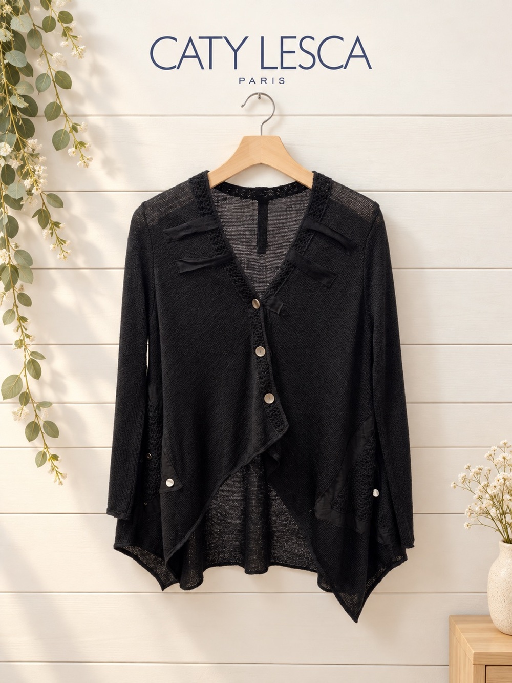 CATY LESCA Paris Cardigan Noir Asymรฉtrique โ Taille 4 / XL